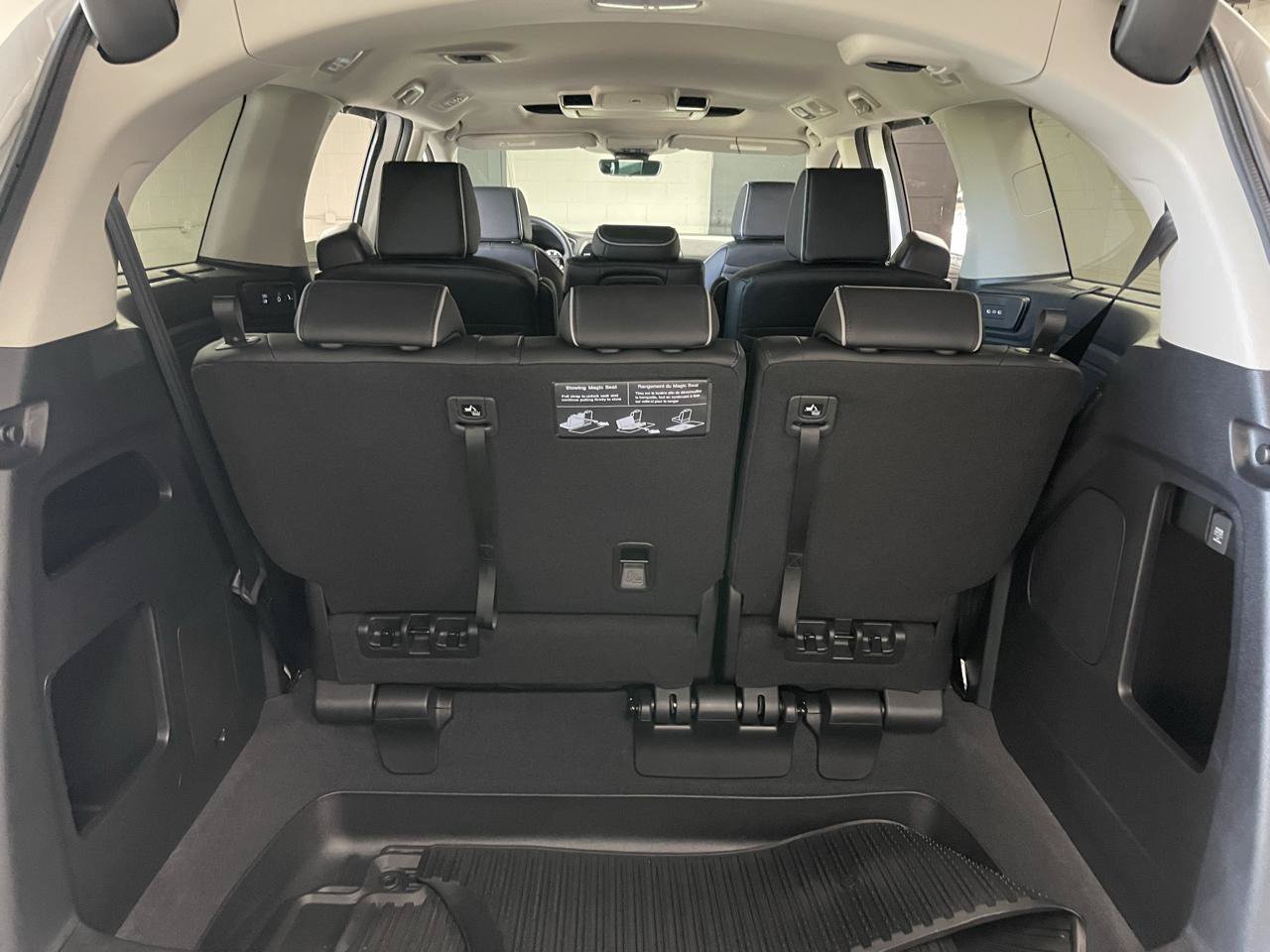 Used 2026 Honda Odyssey Elite image 19