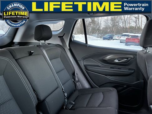 Certified 2024 GMC Terrain SLE image 34