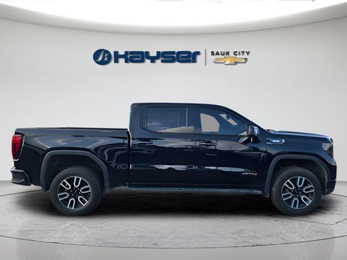 Used 2025 GMC Sierra 1500 AT4 w/ Technology Package AWD/4WD image 2