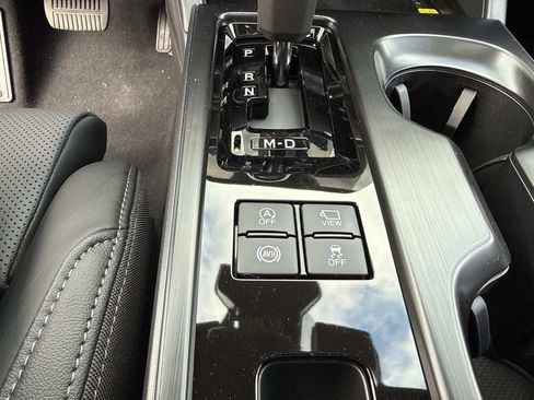 New 2026 Subaru Outback Touring XT image 34