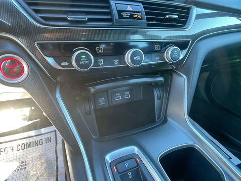 Certified 2022 Honda Accord Sport image 19