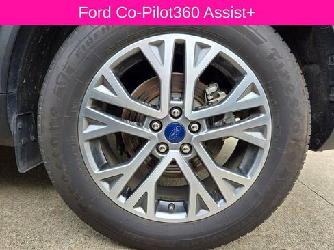 Used 2022 Ford Escape SEL w/ Technology Package FWD image 9