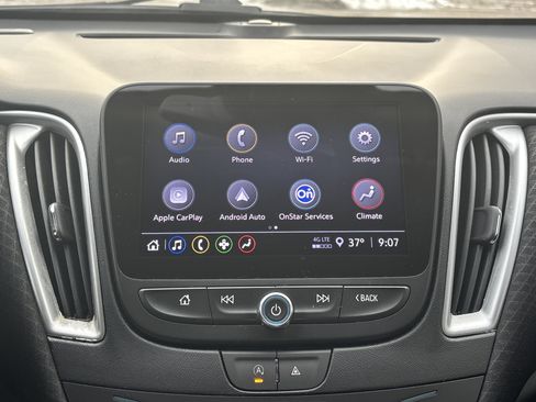 Used 2023 Chevrolet Malibu LT image 18