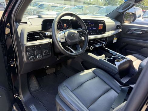 Certified 2025 Chevrolet Tahoe Z71 w/ Z71 Off-Road Package AWD/4WD image 14