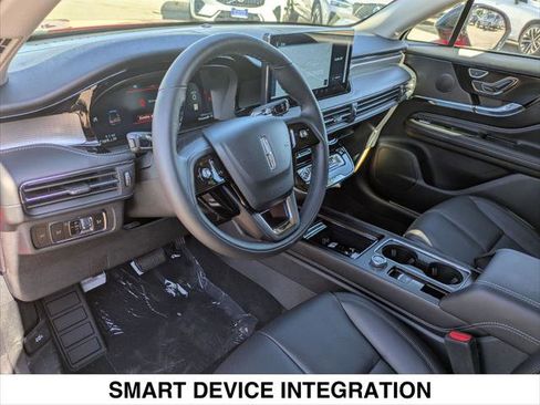 New 2025 Lincoln Corsair Reserve image 7