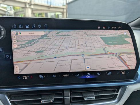 Used 2025 Chevrolet Equinox EV LT w/ Convenience Package FWD image 12