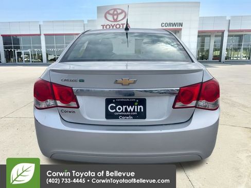 Used 2013 Chevrolet Cruze Eco FWD image 4