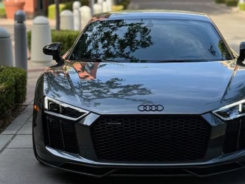 Used 2017 Audi R8 V10 AWD/4WD image 14