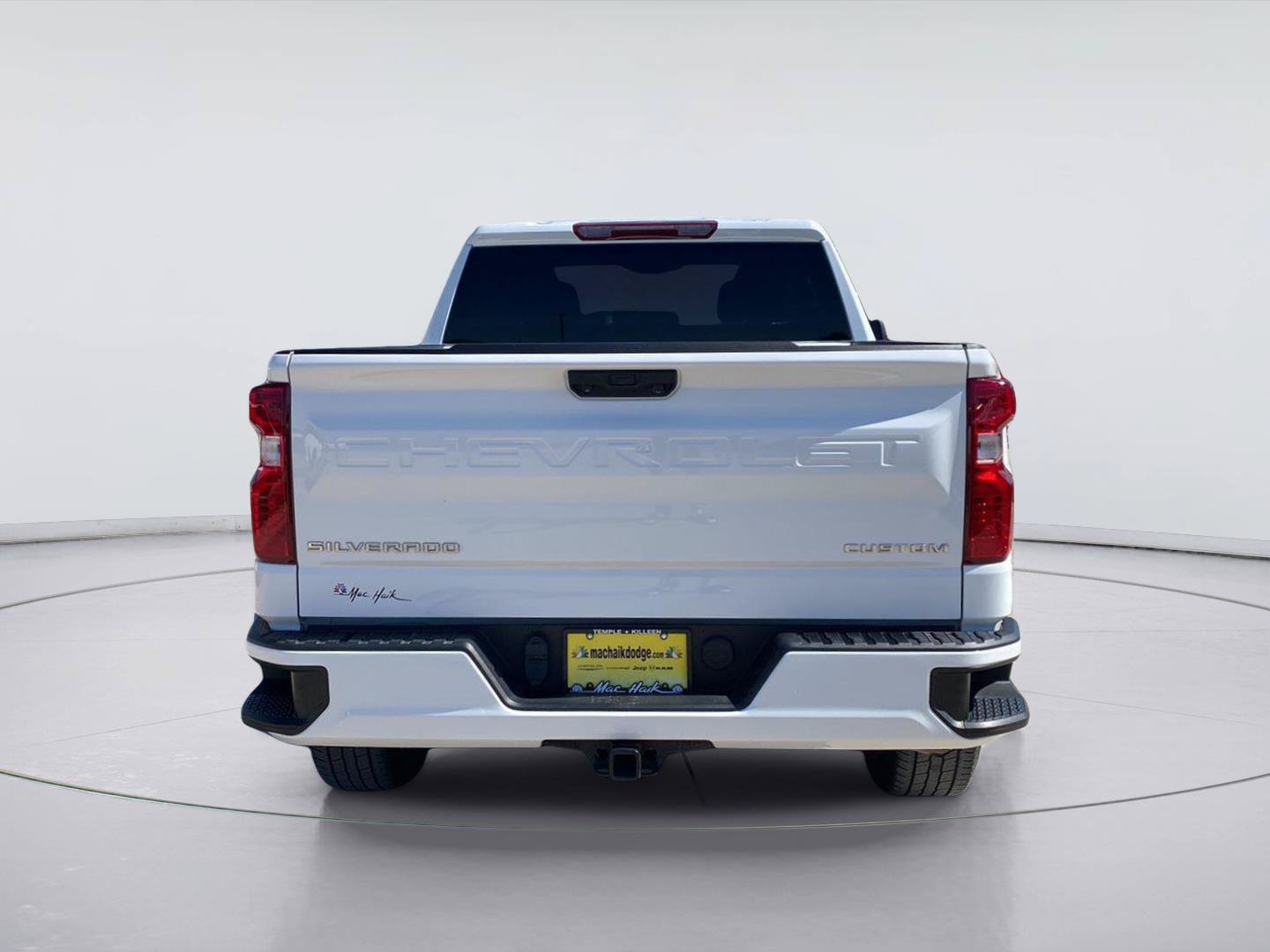 Used 2024 Chevrolet Silverado 1500 Custom RWD image 4