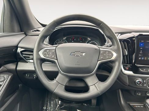 Used 2023 Chevrolet Traverse RS image 14