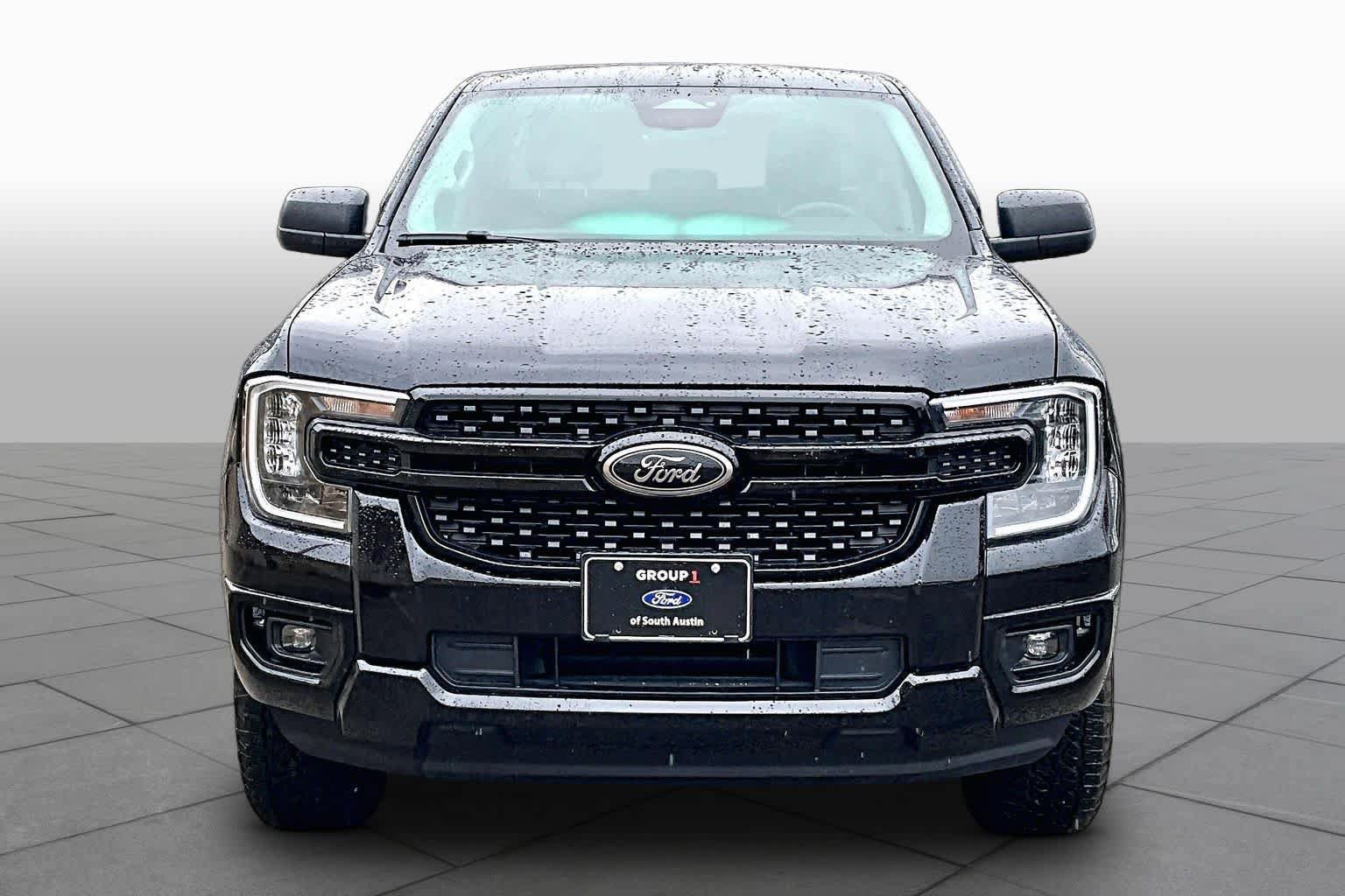 Used 2025 Ford Ranger XLT w/ Black Appearance Package RWD image 6