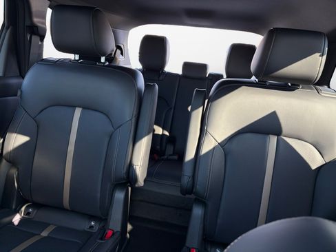 New 2026 MAZDA CX-90 Plug-In Hybrid w/ Premium Plus image 12