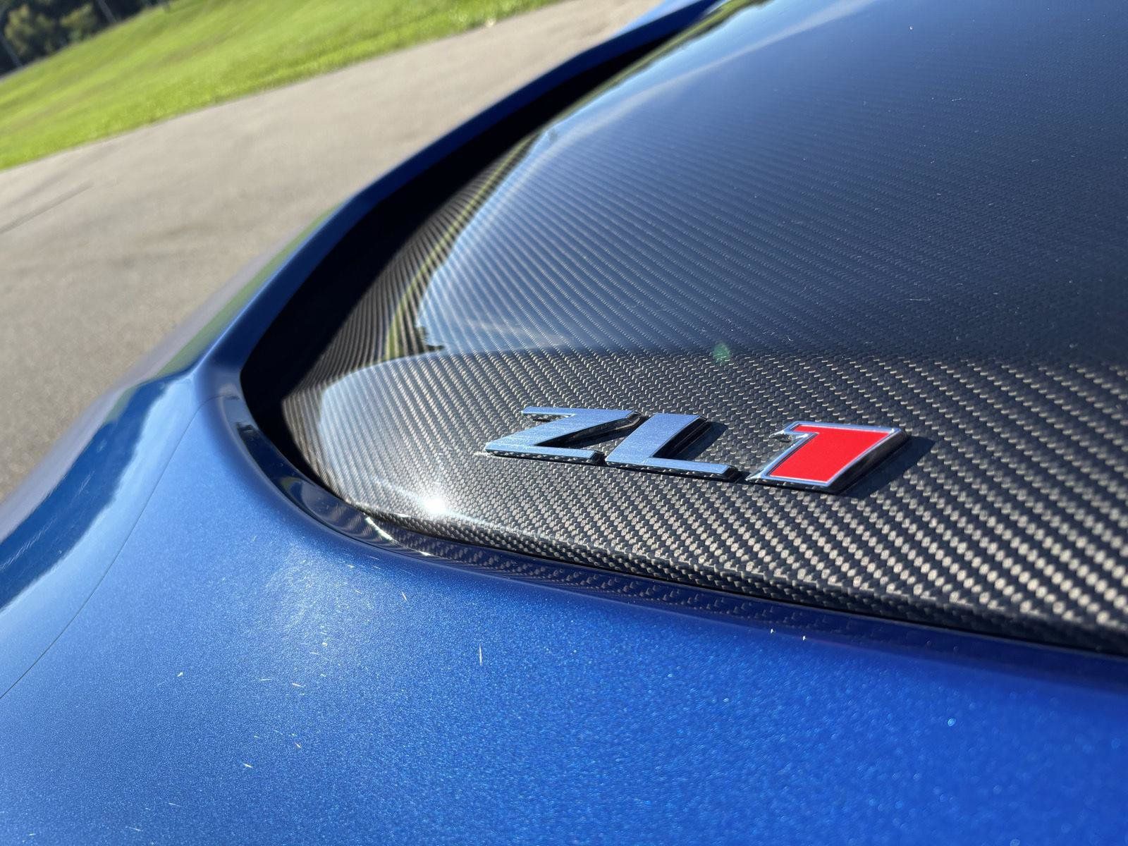 Used 2021 Chevrolet Camaro ZL1 RWD image 8