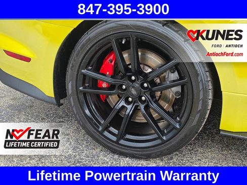 Used 2021 Ford Mustang Shelby GT500 w/ Technology Package RWD image 13