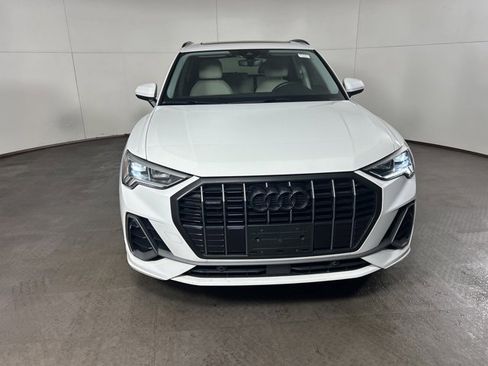 Used 2021 Audi Q3 2.0T Premium Plus w/ Premium Plus Package image 3