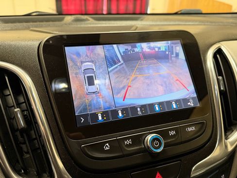 Used 2019 Chevrolet Equinox Premier FWD image 28