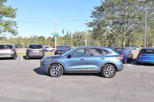 Used 2020 Ford Escape SE Sport AWD/4WD image 4