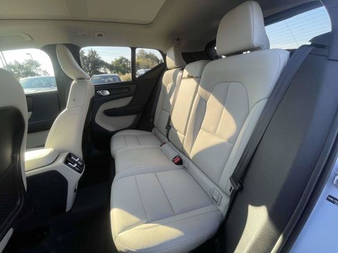 Certified 2026 Volvo XC40 B5 Ultra w/ Protection Package Premier AWD/4WD image 13