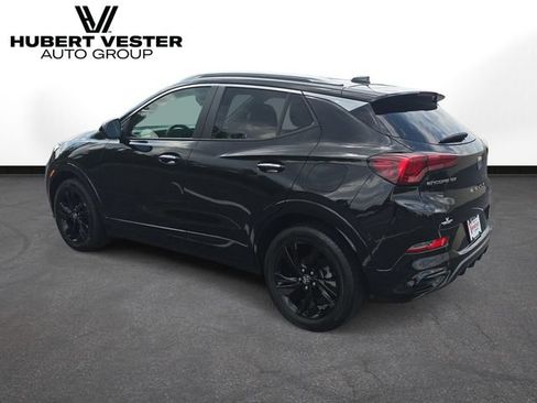 Used 2024 Buick Encore GX Sport Touring FWD image 8