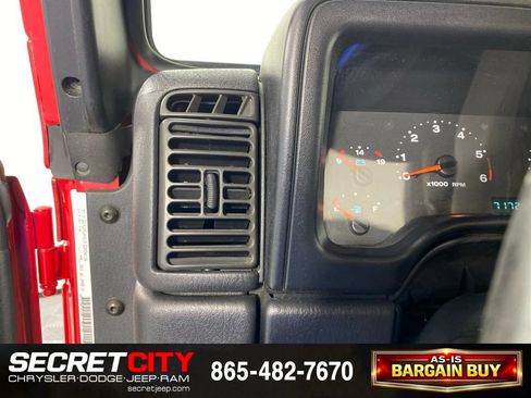 Used 2006 Jeep Wrangler X w/ Tire & Wheel Group (Ecco) AWD/4WD image 13