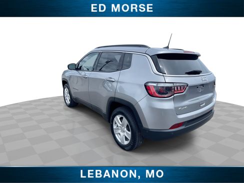 Used 2022 Jeep Compass Latitude w/ Convenience Group AWD/4WD image 6