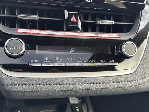Used 2026 Toyota Corolla LE image 18
