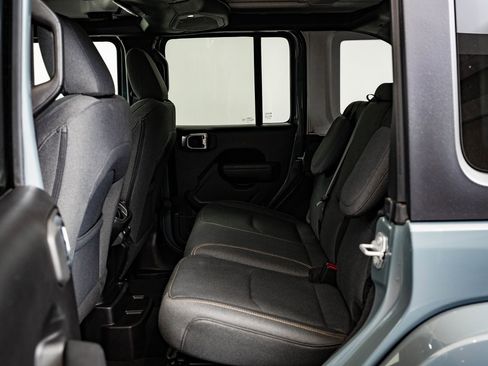 Used 2024 Jeep Wrangler Unlimited w/ Convenience Group image 40