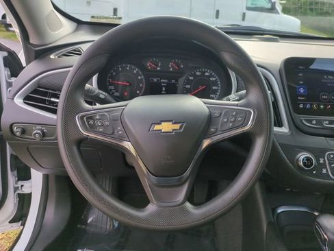 Used 2024 Chevrolet Malibu LT FWD image 14