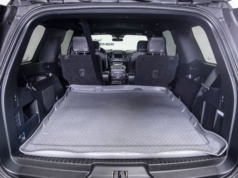 Used 2021 Ford Expedition Limited w/ Cargo Package RWD image 9