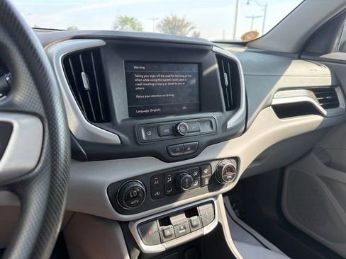 Used 2023 GMC Terrain SLE w/ Driver Convenience Package FWD image 30