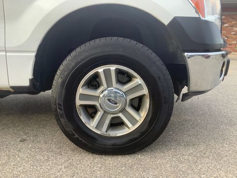 Used 2014 Ford F150 XL w/ Equipment Group 101A Mid AWD/4WD image 27