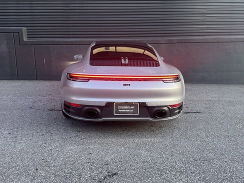 Certified 2023 Porsche 911 Carrera S image 9