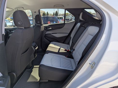 Certified 2021 Chevrolet Equinox LS w/ LS Convenience Package image 29