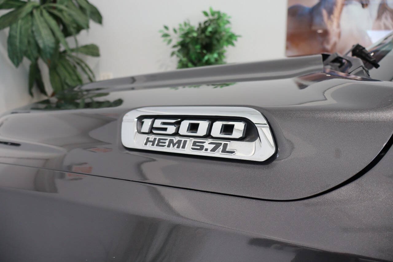 Used 2020 RAM 1500 Big Horn RWD image 31