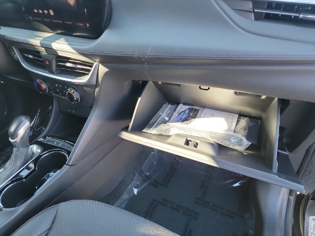 Certified 2024 Buick Encore GX Preferred w/ Comfort Package FWD image 31