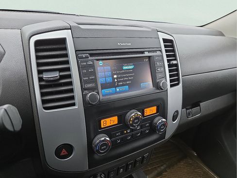 Used 2021 Nissan Frontier PRO-4X w/ Pro-4x Utility Package image 13