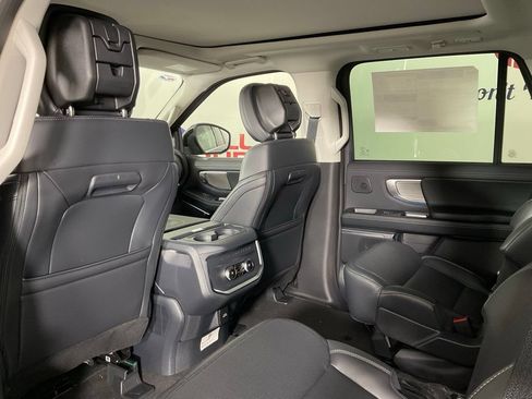 New 2026 Ford Expedition Platinum w/ Driver's Package AWD/4WD image 15