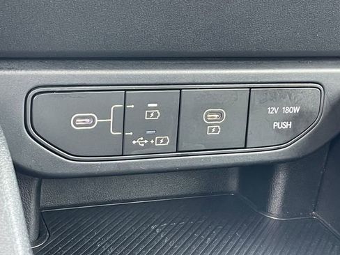 Used 2025 Kia K4 LXS image 19