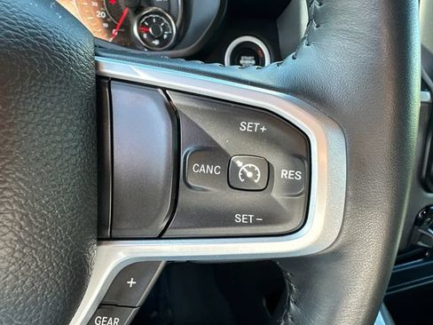 Used 2023 RAM 1500 Big Horn AWD/4WD image 38