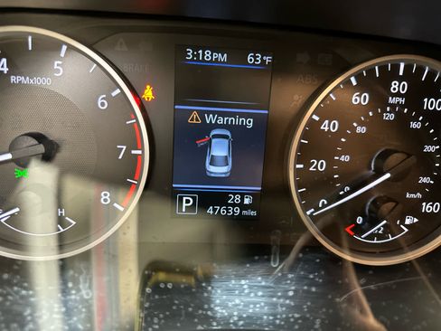 Certified 2022 Nissan Sentra S image 16