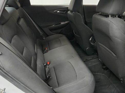 Used 2022 Chevrolet Malibu LT image 20