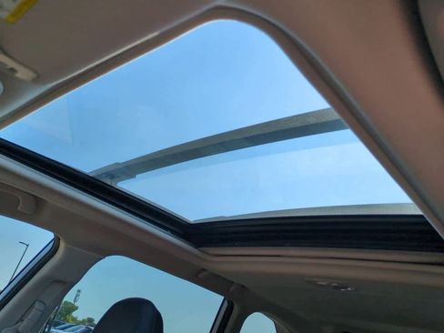 Used 2022 Subaru Forester Limited w/ Popular Package #2 image 18