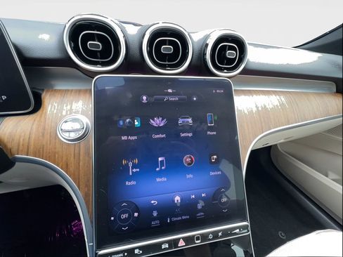 Used 2024 Mercedes-Benz C 300 4MATIC Sedan image 44