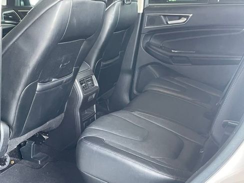 Used 2018 Ford Edge Titanium w/ Equipment Group 301A image 16