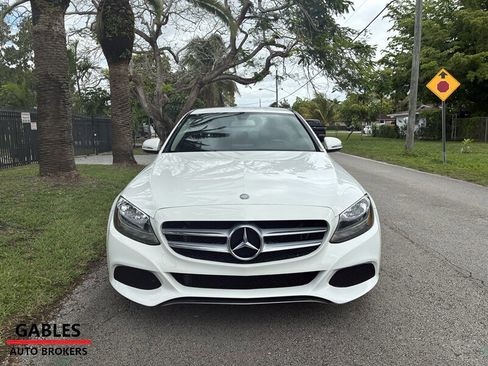 Used 2017 Mercedes-Benz C 300 Sedan image 9
