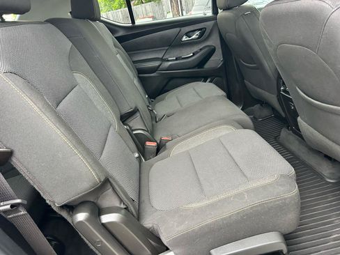 Used 2020 Chevrolet Traverse LT AWD/4WD image 11