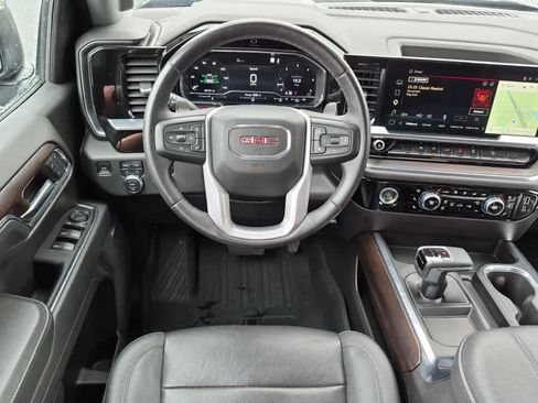 Used 2023 GMC Sierra 1500 SLT w/ SLT Premium Package AWD/4WD image 10
