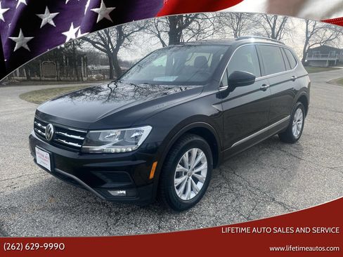 Used 2018 Volkswagen Tiguan SE image 1
