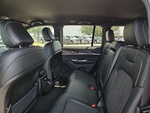 New 2026 Jeep Grand Cherokee Altitude RWD image 16