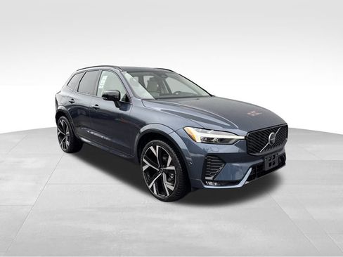 New 2026 Volvo XC60 B5 Ultra w/ Climate Package image 7